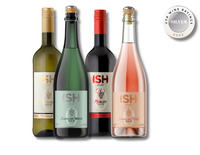 Zestaw butelek firmy Ish Spirits, które przedstawia Ish Espumante, Ish Sparkling Rose oraz Ish Merlot. Wszystkie produktu nie zawierają alkoholu.